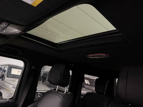 New 2026 Mercedes-Benz G 550 image 17