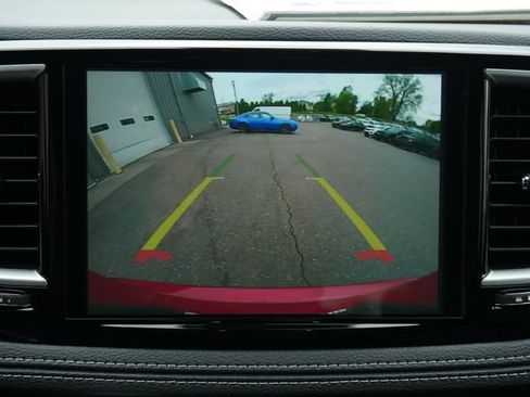 New 2027 Chrysler Pacifica Select FWD image 5