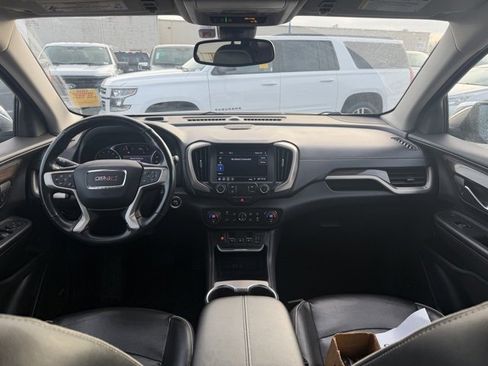Used 2020 GMC Terrain Denali w/ Denali Premium Package image 12