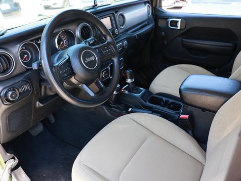 Used 2021 Jeep Wrangler Sport AWD/4WD image 29