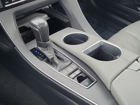 Certified 2021 Toyota Avalon Limited w/ Advanced Safety Package image 30