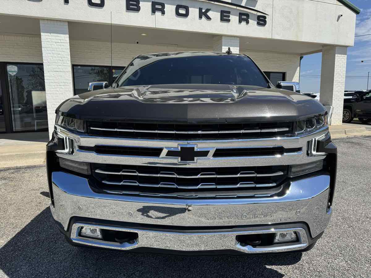 Used 2021 Chevrolet Silverado 1500 LTZ w/ LTZ Convenience Package II AWD/4WD image 4