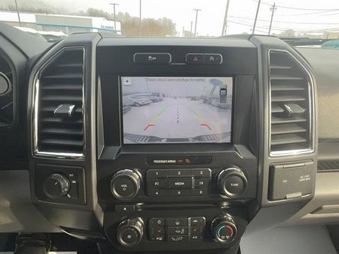 Used 2016 Ford F150 XLT w/ Equipment Group 302A Luxury image 16