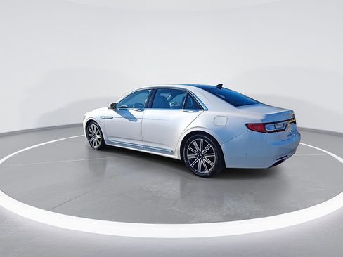 Used 2019 Lincoln Continental Reserve image 8