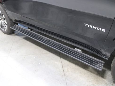 Used 2025 Chevrolet Tahoe High Country AWD/4WD image 13