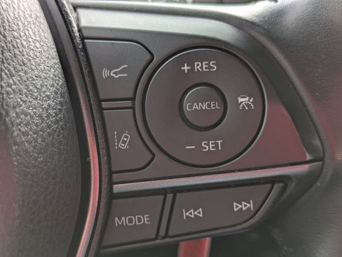 Used 2023 Toyota Camry SE FWD image 16