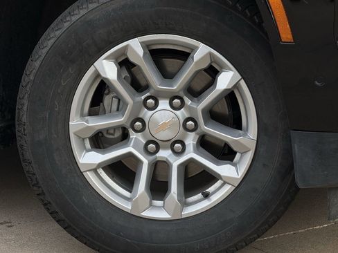 Certified 2025 Chevrolet Tahoe LT AWD/4WD image 6