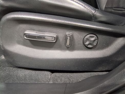 Used 2019 Honda CR-V EX-L image 18