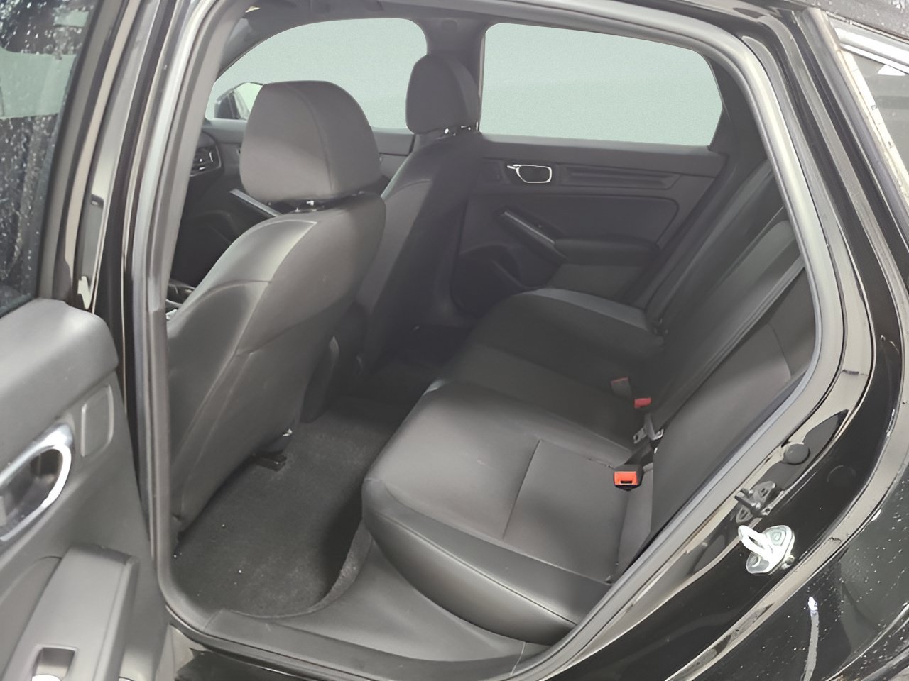 Used 2025 Honda Civic Sport image 16