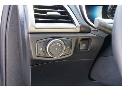 Used 2018 Ford Fusion S image 17