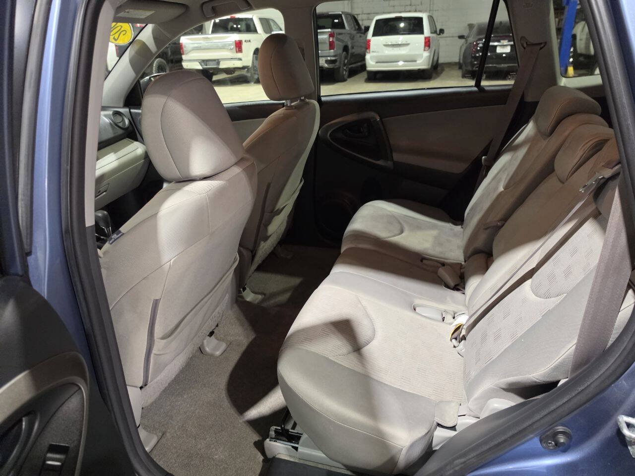 Used 2009 Toyota RAV4 4WD image 25