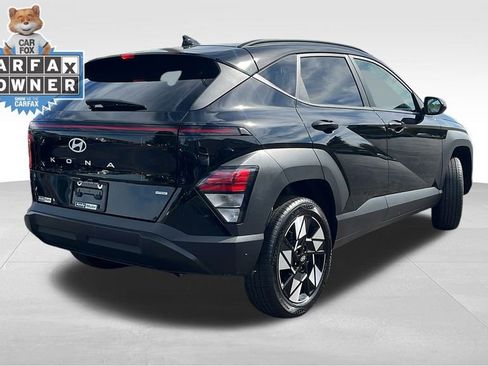 Used 2025 Hyundai Kona SEL image 3