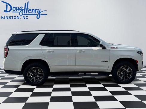 Used 2023 Chevrolet Tahoe Z71 w/ Luxury Package AWD/4WD image 6
