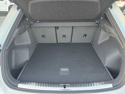 New 2025 Audi Q3 2.0T Premium Plus image 16