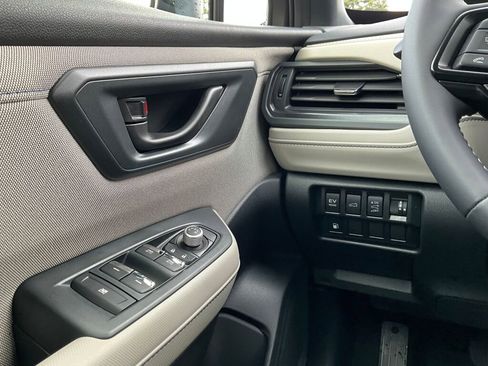 New 2025 Subaru Forester Premium image 24