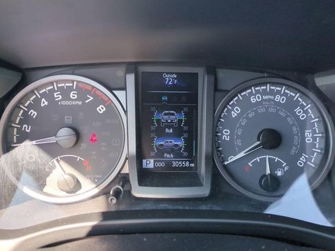 Used 2023 Toyota Tacoma TRD Off-Road w/ Black Out Package (TMS) AWD/4WD image 10