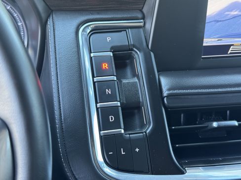 Certified 2024 Chevrolet Suburban LS image 30