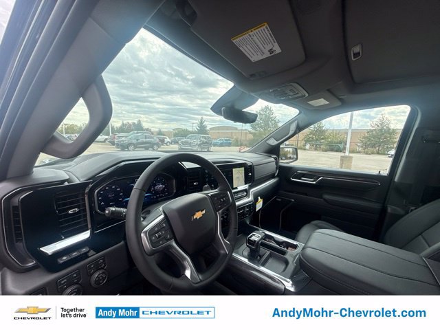 New 2026 Chevrolet Silverado 1500 LTZ w/ LTZ Premium Package AWD/4WD image 22