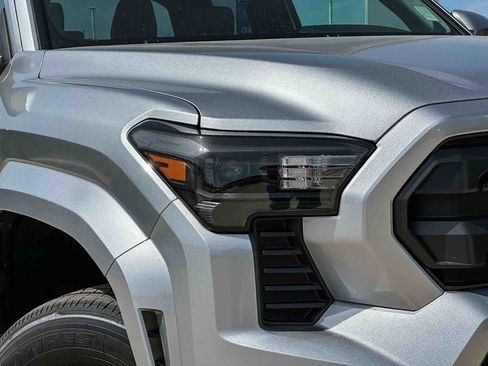 New 2026 Toyota Tacoma SR5 image 3