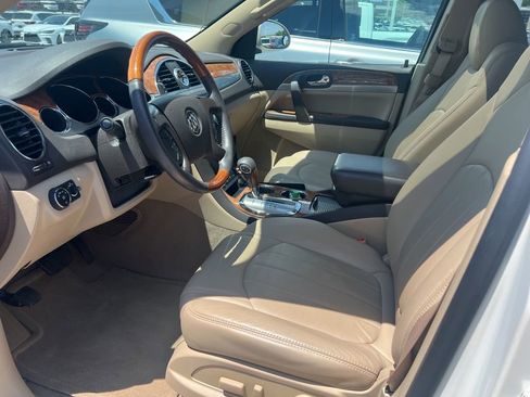 Used 2012 Buick Enclave Leather FWD image 3