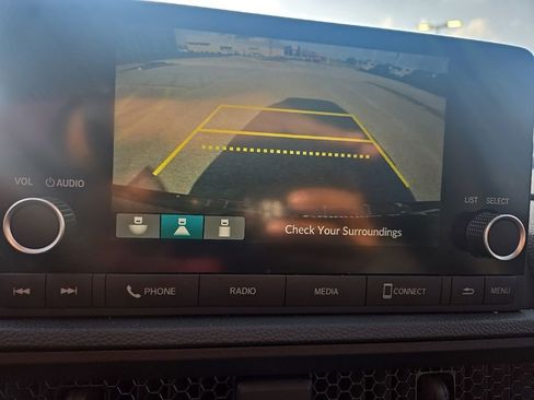 Used 2024 Honda CR-V LX image 25