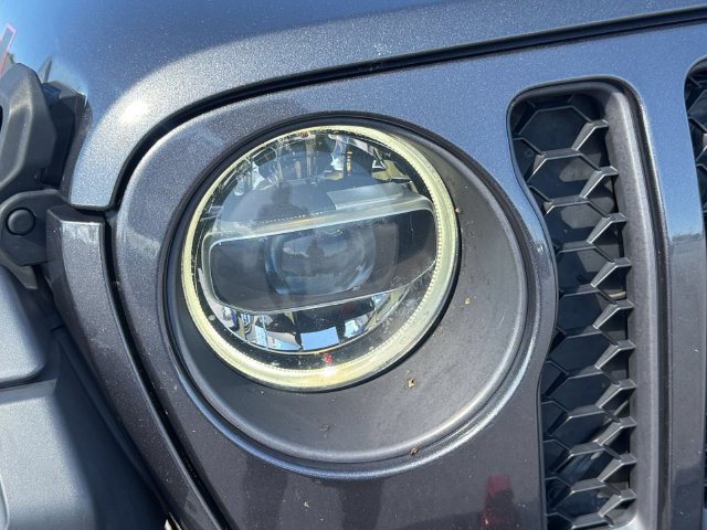 Used 2021 Jeep Gladiator Rubicon AWD/4WD image 9