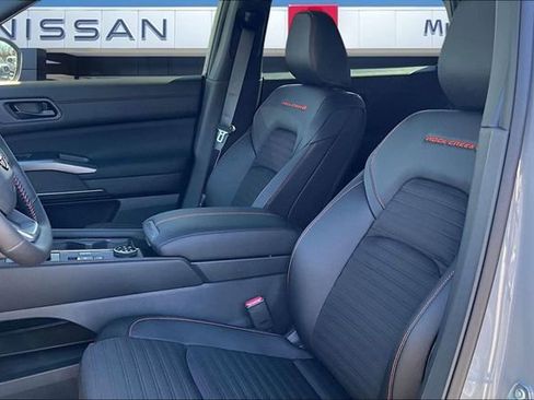 New 2026 Nissan Pathfinder Rock Creek image 6