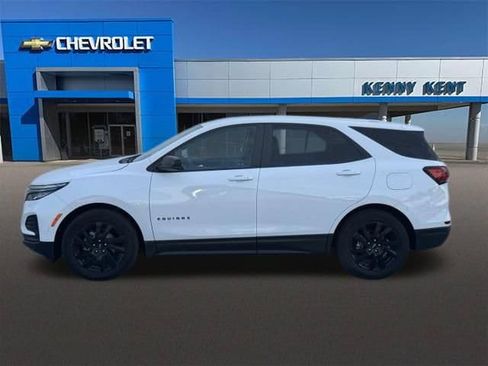 Used 2023 Chevrolet Equinox LS w/ LS Convenience Package FWD image 29