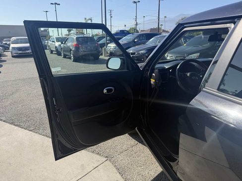 Used 2019 Kia Soul FWD image 5