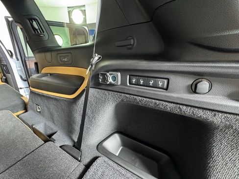 New 2025 Jeep Grand Cherokee L Summit w/ Obsidian Package image 34