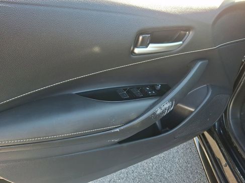 Used 2024 Toyota Corolla SE w/ SE Package image 13