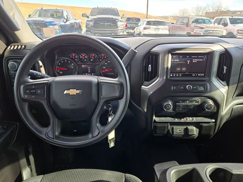 Used 2020 Chevrolet Silverado 1500 Custom w/ Custom Value Package image 18