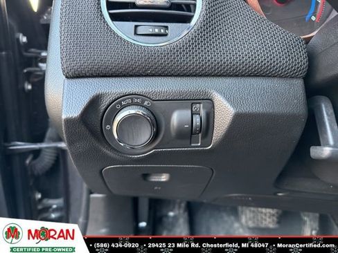 Used 2016 Chevrolet Cruze LT image 15