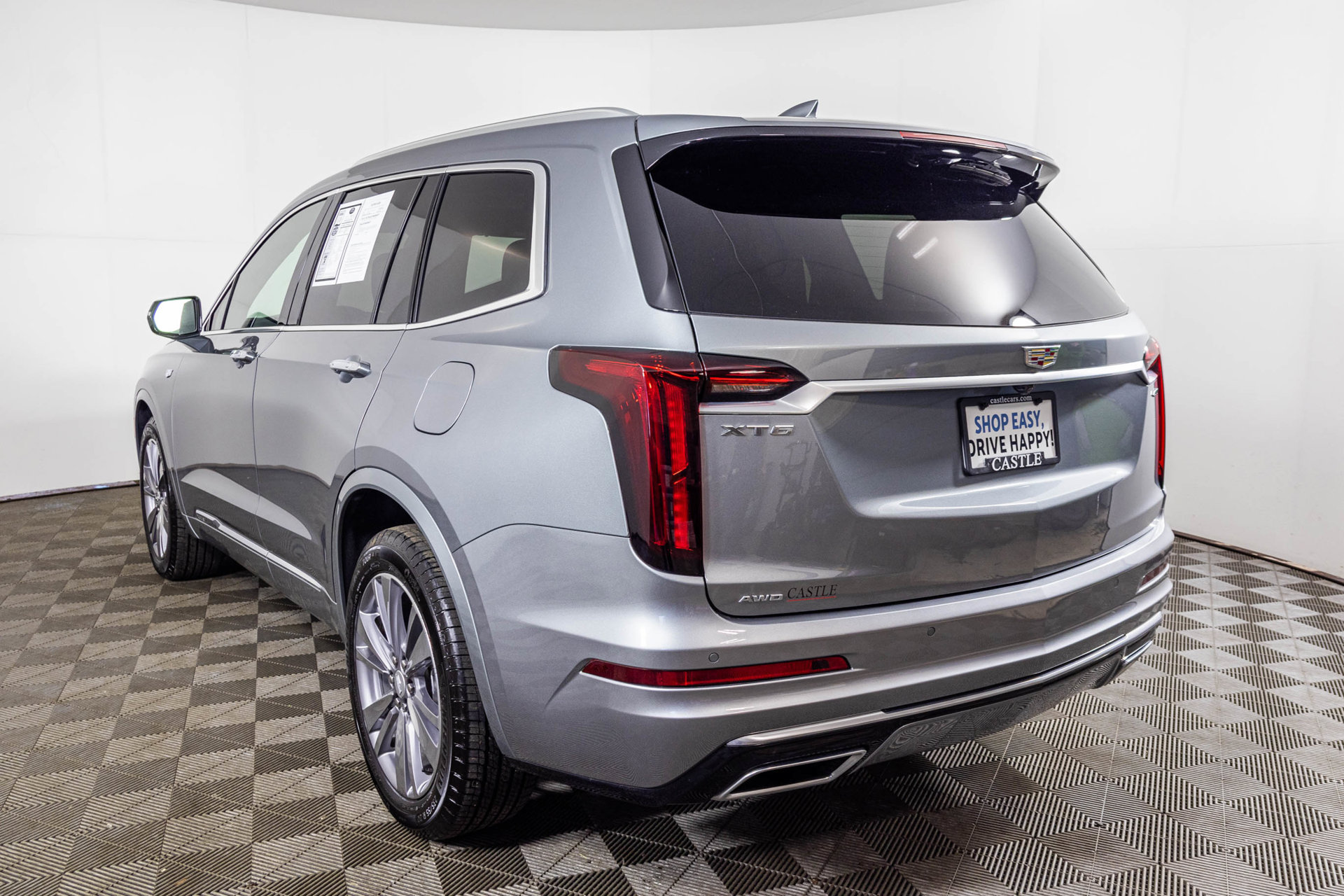 Used 2025 Cadillac XT6 Premium Luxury AWD/4WD image 21