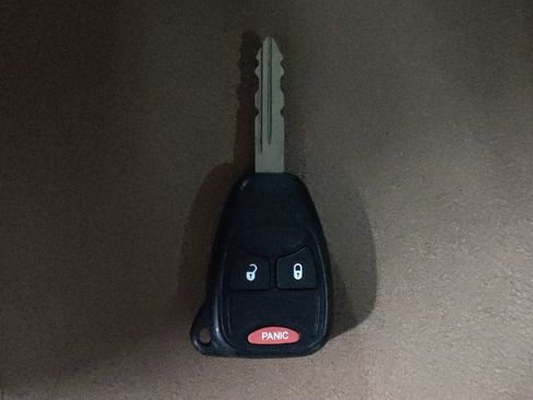 Used 2017 Jeep Wrangler Unlimited Sahara w/ Mopar Chrome Edition Group image 32