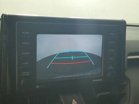 Used 2022 Toyota RAV4 XLE w/ Convenience Package image 18