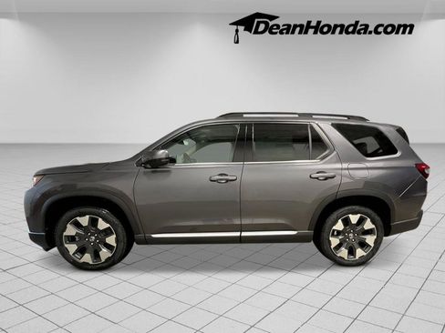 New 2026 Honda Pilot Elite image 2