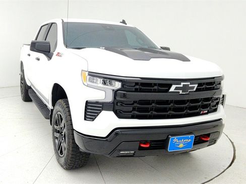 Certified 2025 Chevrolet Silverado 1500 LT Trail Boss w/ Convenience Package II image 9