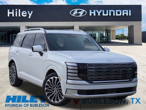 Used 2026 Hyundai Palisade Calligraphy image 2
