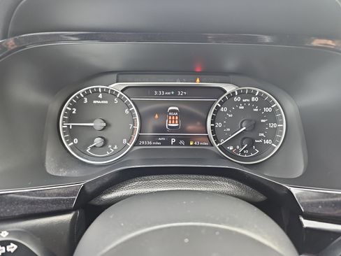 Certified 2025 Nissan Pathfinder SV image 23