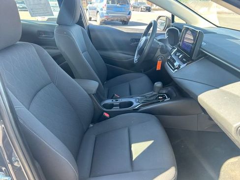 Used 2024 Toyota Corolla LE FWD image 32
