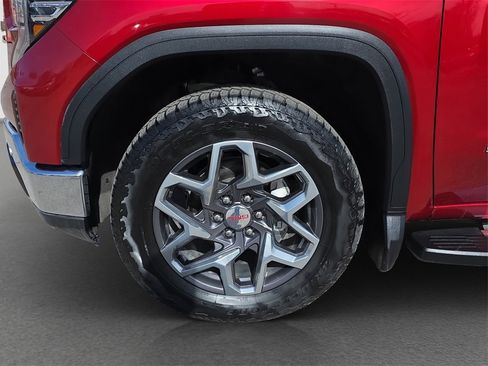 Used 2024 GMC Sierra 1500 SLT w/ SLT Premium Plus Package image 4