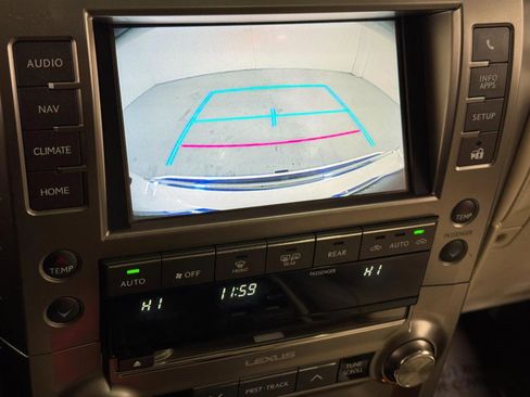 Used 2018 Lexus GX 460 image 36