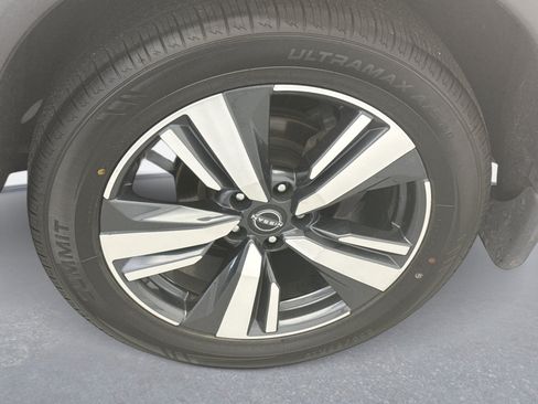 Used 2023 Nissan Rogue SL w/ SL Premium Package AWD/4WD image 26