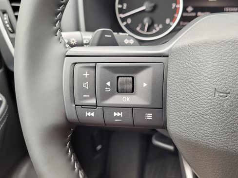 New 2026 Nissan Rogue SV image 12