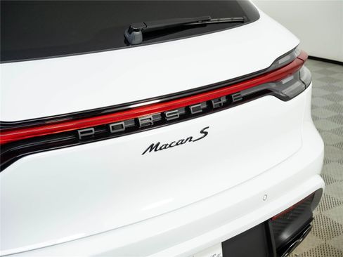 New 2026 Porsche Macan S AWD/4WD image 37