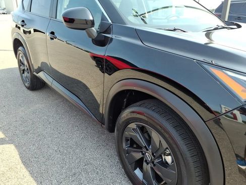 Used 2026 Nissan Rogue SV FWD image 18