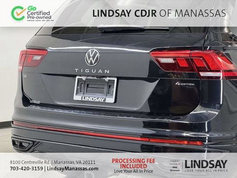 Used 2024 Volkswagen Tiguan SE R-Line AWD/4WD image 9