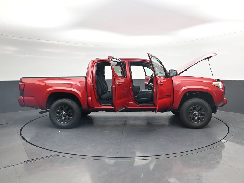 Used 2022 Toyota Tacoma SR5 w/ Technology Package RWD image 42