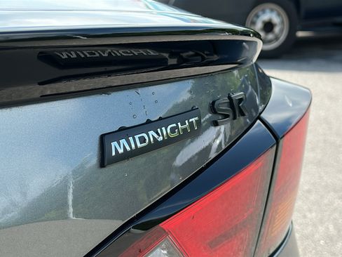 Used 2022 Nissan Altima 2.5 SR w/ Midnight Edition Package FWD image 11